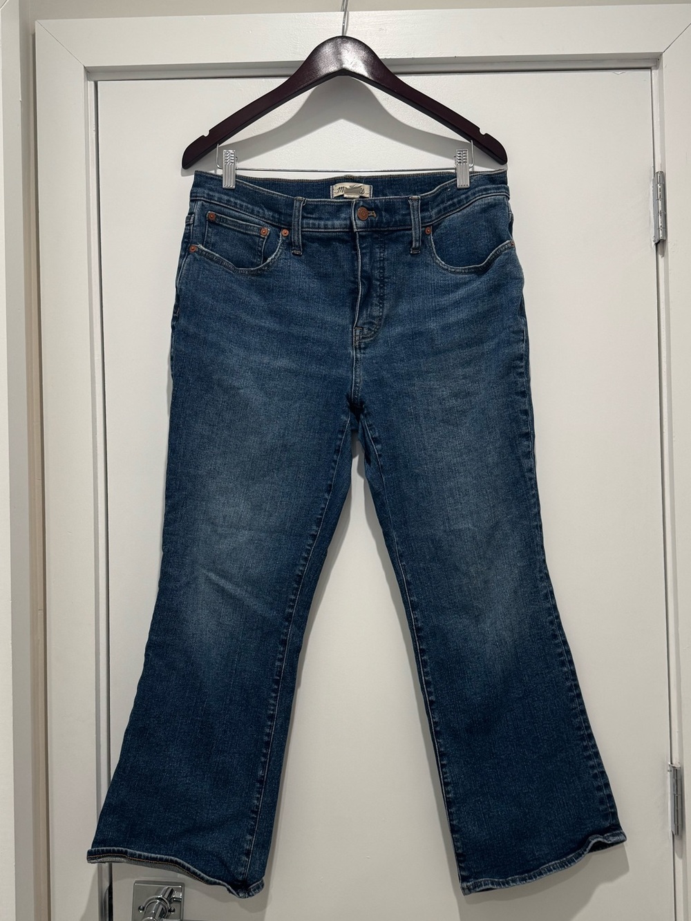 Madewell mid-rise kick out jeans